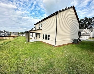 1772 Dover Creek Lane - Photo Thumbnail 17