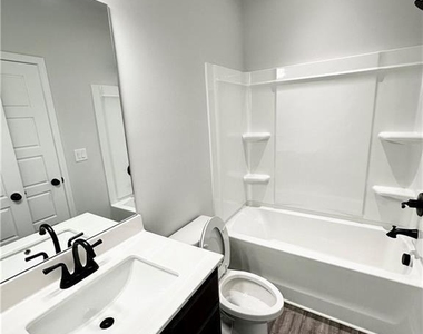 1772 Dover Creek Lane - Photo Thumbnail 6