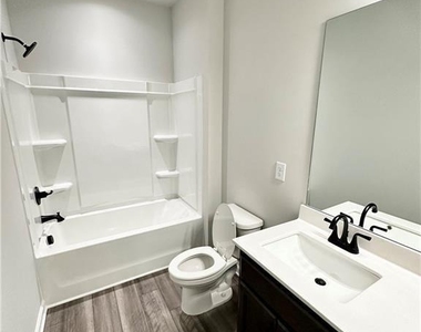 1772 Dover Creek Lane - Photo Thumbnail 15