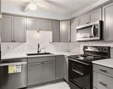 1822 N Rock Springs Rd Ne - Photo Thumbnail 3