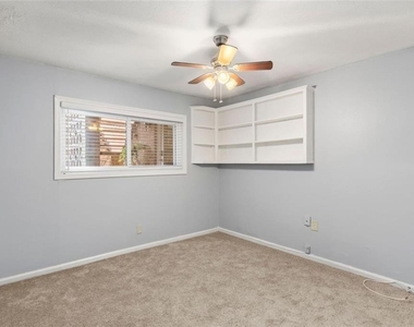 1822 N Rock Springs Rd Ne - Photo Thumbnail 11