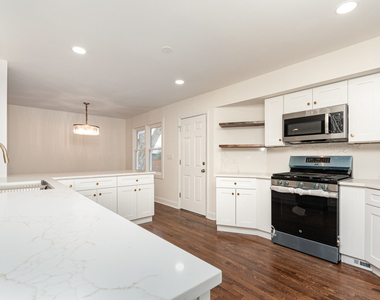 116 Waxwing Avenue - Photo Thumbnail 7