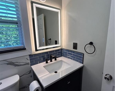 2134 Atkinson Lane - Photo Thumbnail 11