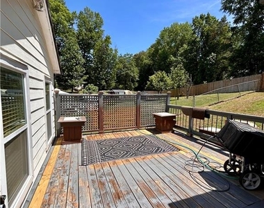 2134 Atkinson Lane - Photo Thumbnail 20