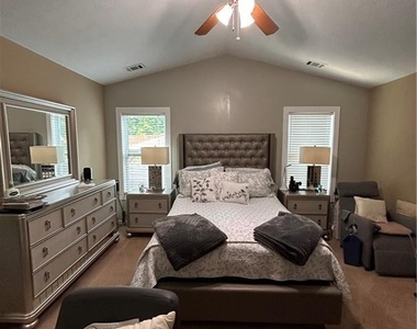 2134 Atkinson Lane - Photo Thumbnail 9