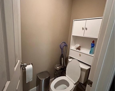 2134 Atkinson Lane - Photo Thumbnail 16