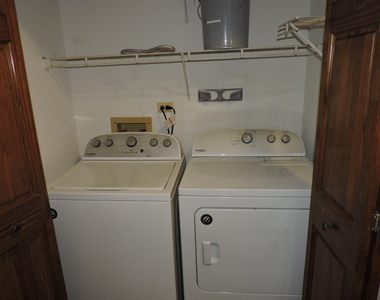 1334 Gloucester Circle - Photo Thumbnail 16