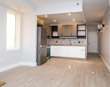 290 Linden Blvd 11226 - Photo Thumbnail 8