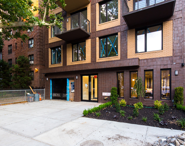 290 Linden Blvd 11226 - Photo Thumbnail 9