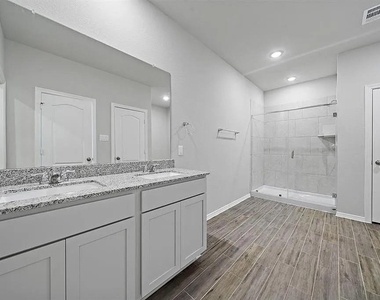 14520 Jelly Pines Drive - Photo Thumbnail 7
