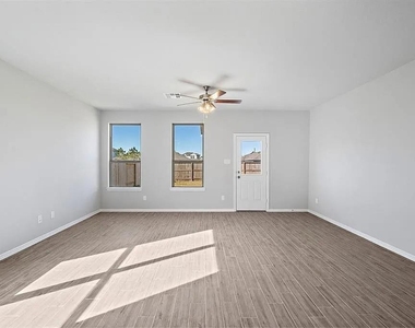 14520 Jelly Pines Drive - Photo Thumbnail 3