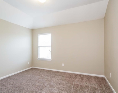 1010 Doubletree Glen Drive - Photo Thumbnail 11