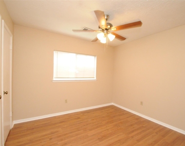 16503 Canario Drive - Photo Thumbnail 22