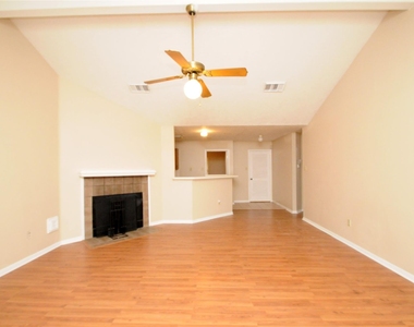 16503 Canario Drive - Photo Thumbnail 9