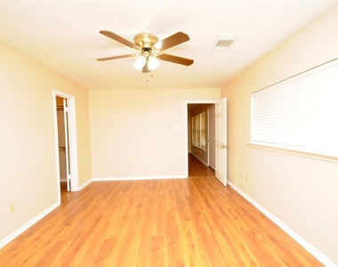 16503 Canario Drive - Photo Thumbnail 14