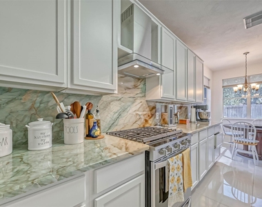 23826 Browndale Court - Photo Thumbnail 16