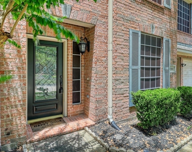 23826 Browndale Court - Photo Thumbnail 4