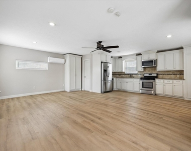 2519 White Oak Drive - Photo Thumbnail 1