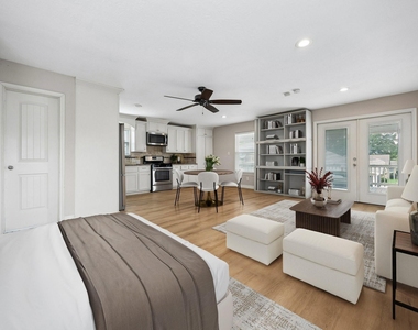 2519 White Oak Drive - Photo Thumbnail 2