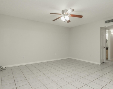 600 19th Street - Photo Thumbnail 2