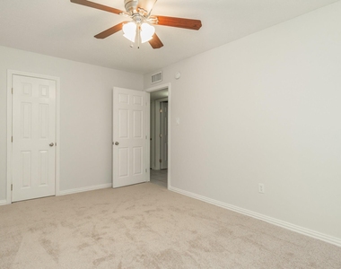 600 19th Street - Photo Thumbnail 19