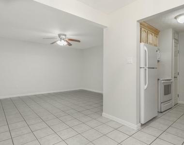 600 19th Street - Photo Thumbnail 7
