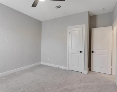 15607 Rising Wren Court - Photo Thumbnail 34
