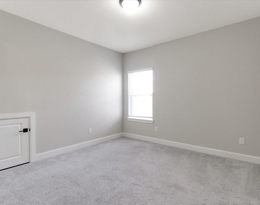 15607 Rising Wren Court - Photo Thumbnail 35