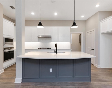 15607 Rising Wren Court - Photo Thumbnail 9
