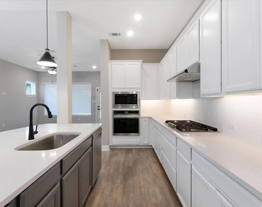 15607 Rising Wren Court - Photo Thumbnail 10