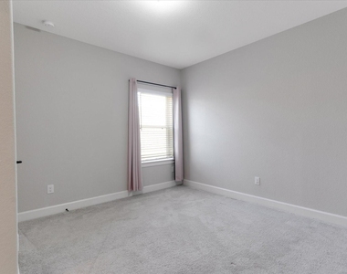 15607 Rising Wren Court - Photo Thumbnail 29