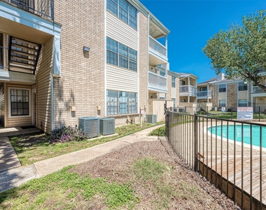 2750 Holly Hall Street - Photo Thumbnail 20
