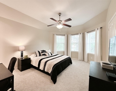 6118 Coastal Grove Ln - Photo Thumbnail 24