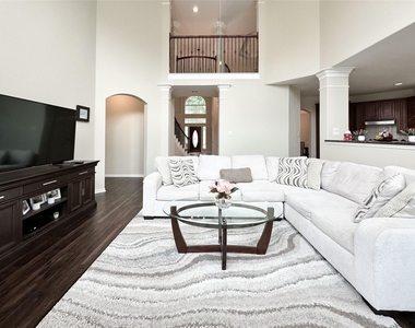 6118 Coastal Grove Ln - Photo Thumbnail 9