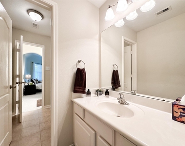 6118 Coastal Grove Ln - Photo Thumbnail 27