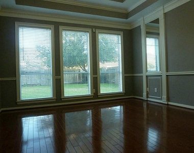 6143 River Mist Court - Photo Thumbnail 13