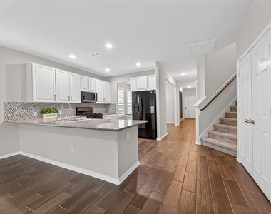 11343 Rossum Creek Drive - Photo Thumbnail 19