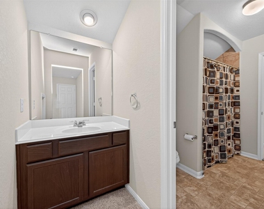 11343 Rossum Creek Drive - Photo Thumbnail 6