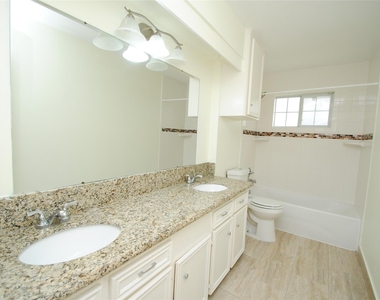 11511 Creekhurst Drive - Photo Thumbnail 22