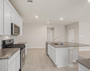 29422 Pikes Peak Drive - Photo Thumbnail 20