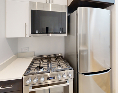 808 Columbus Ave - Photo Thumbnail 1