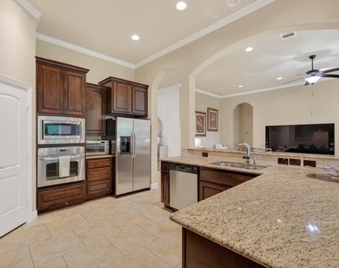 55 S Victoriana Circle - Photo Thumbnail 17