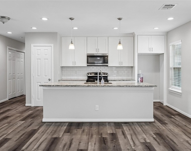 3344 Simmons Street - Photo Thumbnail 4