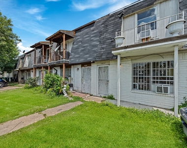 12054 Beechnut Street - Photo Thumbnail 15