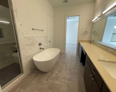 1703 Cedrocanna Lane - Photo Thumbnail 15