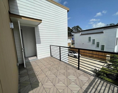 1703 Cedrocanna Lane - Photo Thumbnail 8