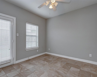 1174 Hempstead Villa Lane - Photo Thumbnail 5