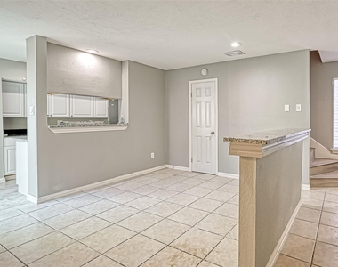 10252 Cottage Field Road - Photo Thumbnail 2