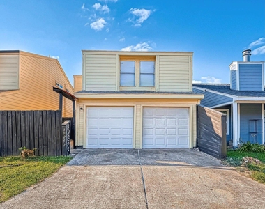 10252 Cottage Field Road - Photo Thumbnail 13
