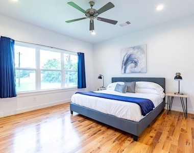 1753 Pasadena Street - Photo Thumbnail 13